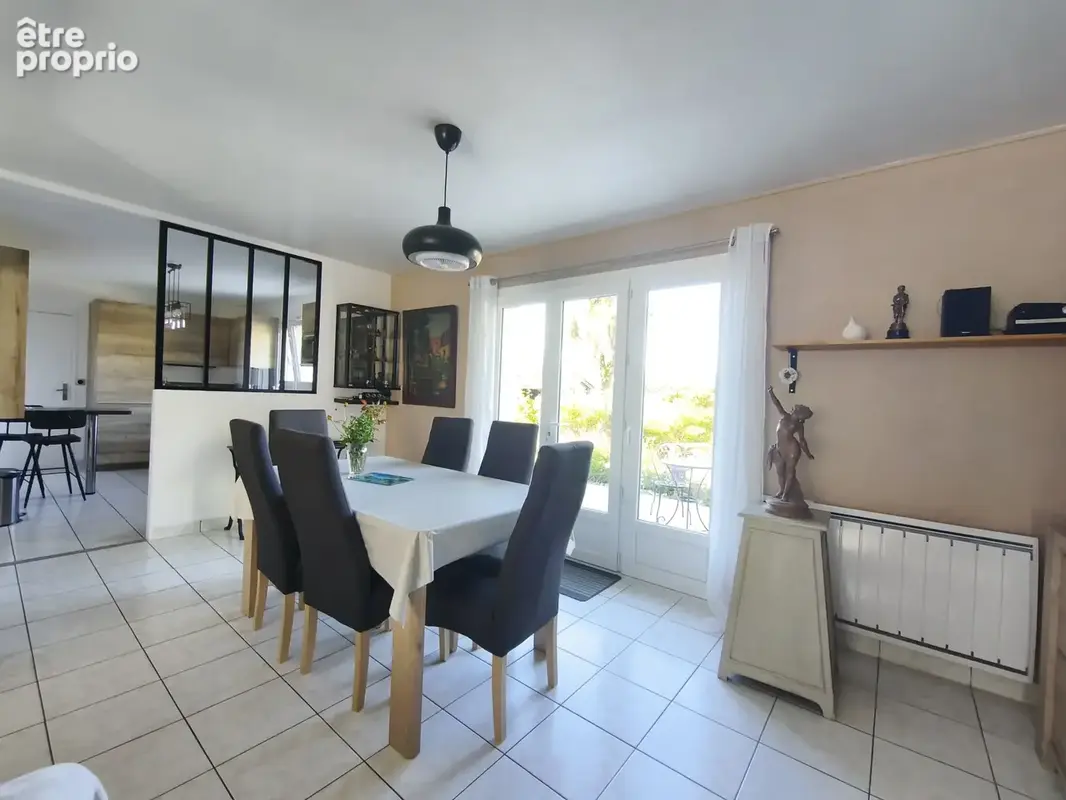 Maison situee au calme - photo 11