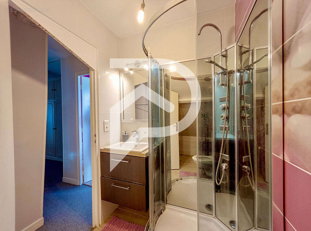 Maison à VILLENEUVE-SAINT-GERMAIN