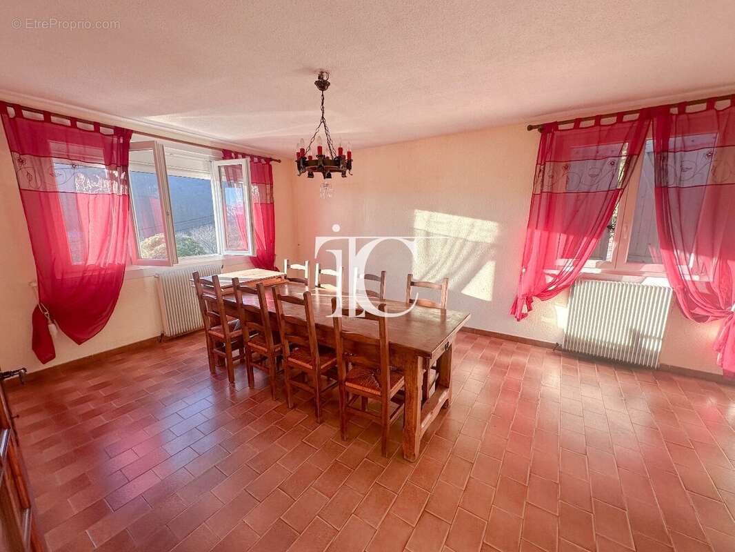 Maison à SAINT-AMBROIX