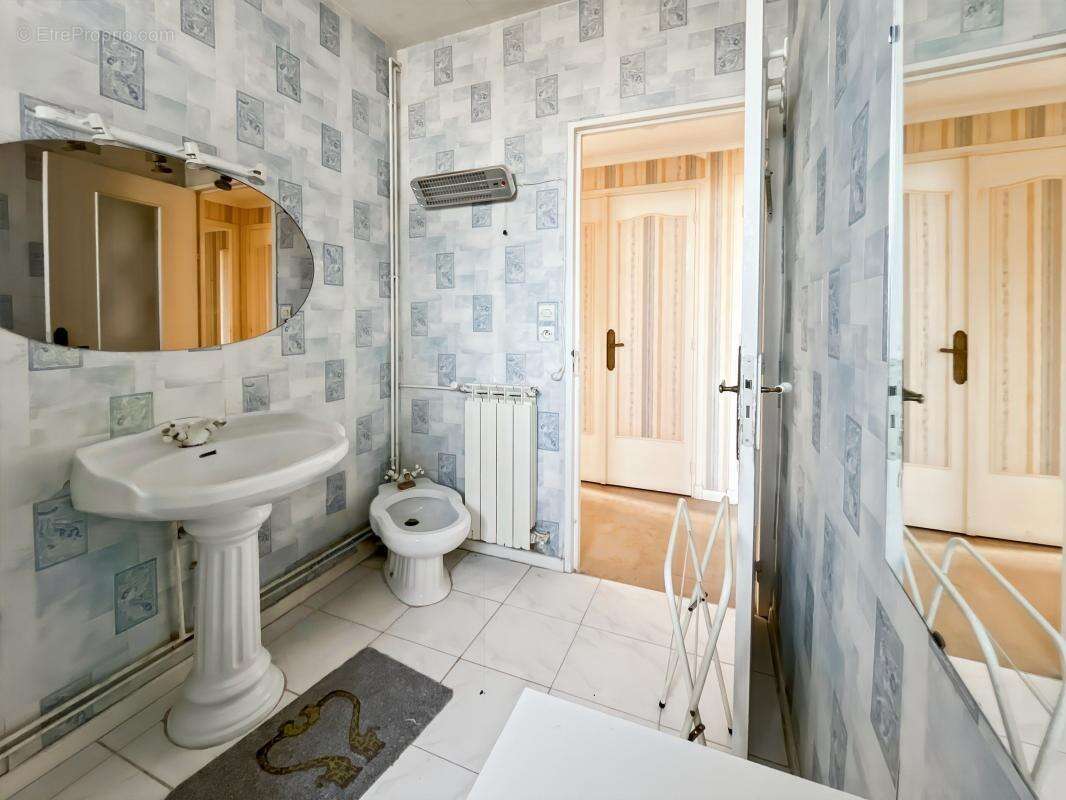 Appartement à BEZIERS