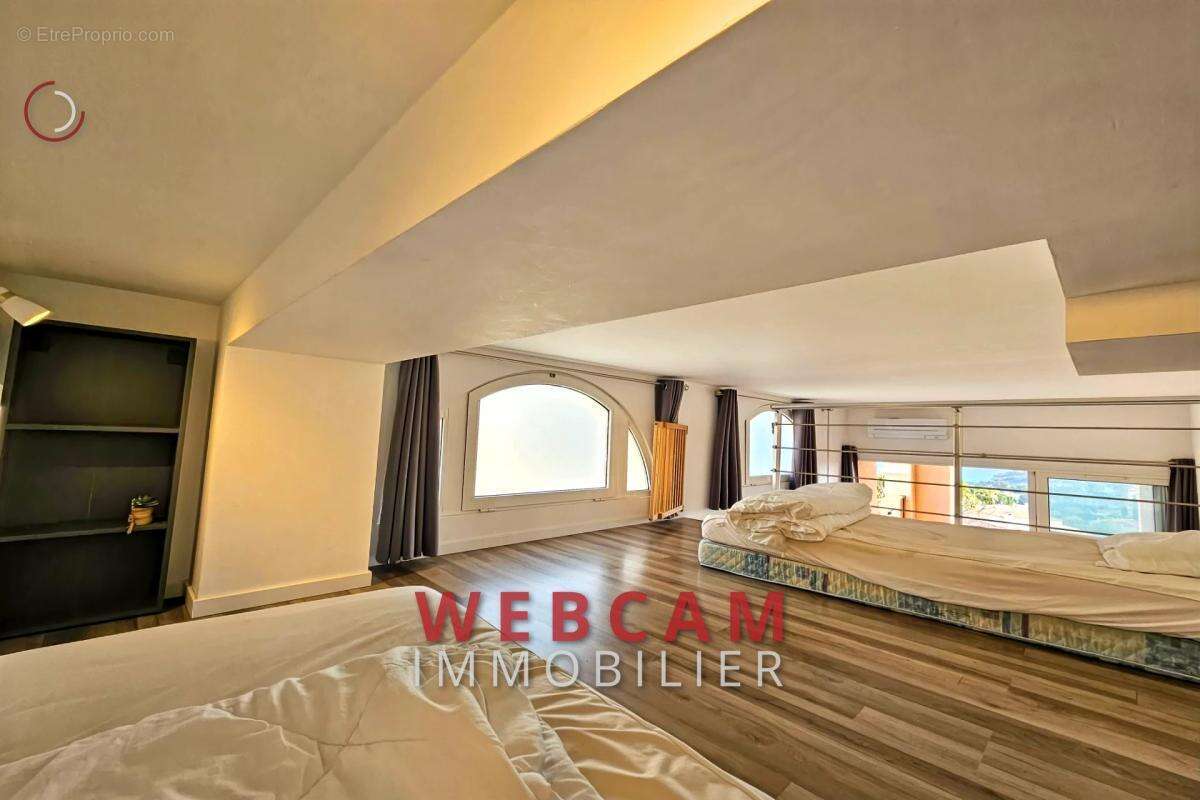 Appartement à SAINT-RAPHAEL