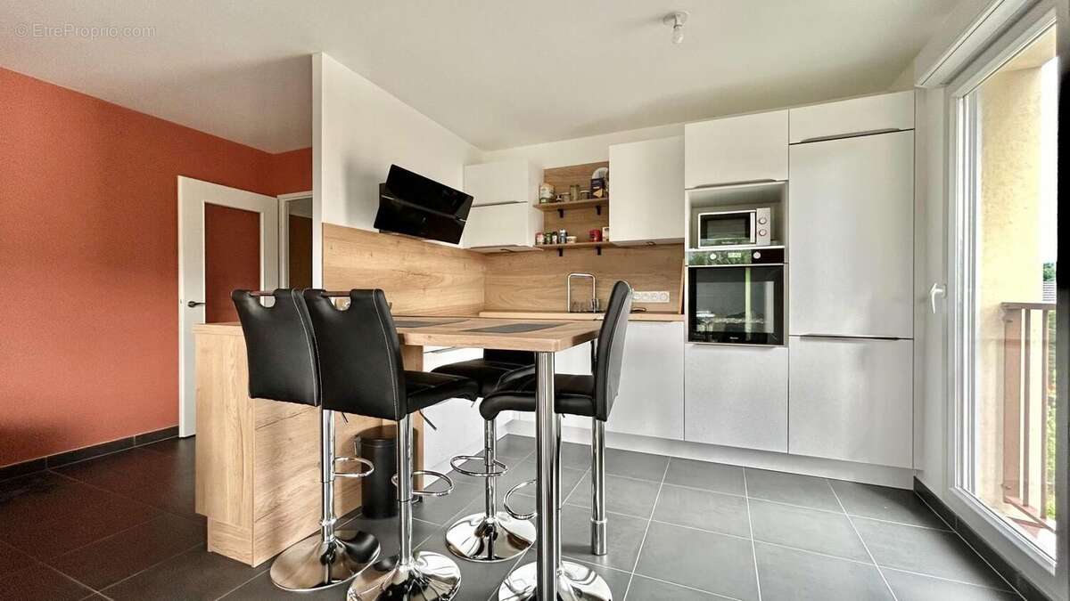 Appartement à ARGONAY