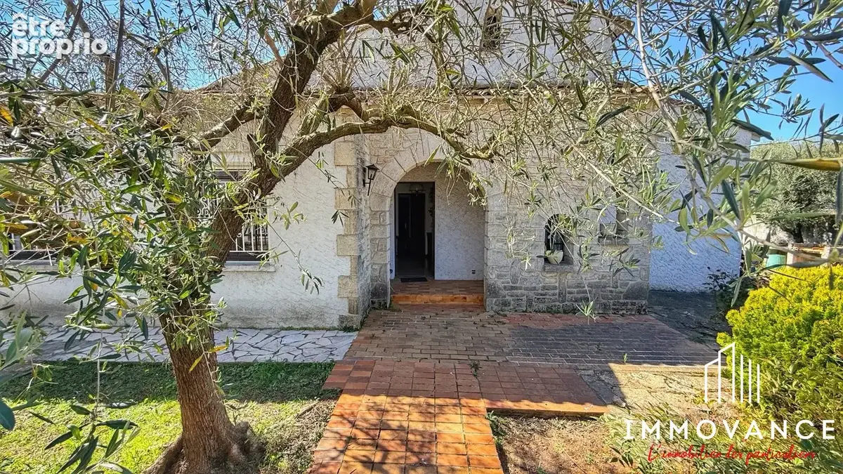 Maison 6 pièces 185 m² à vendre à Saint-Bres (34670) - photo 4
