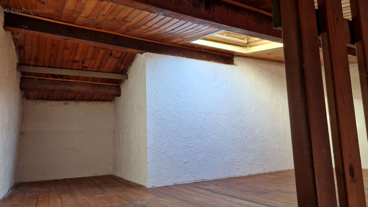 Maison à LIEURAN-CABRIERES