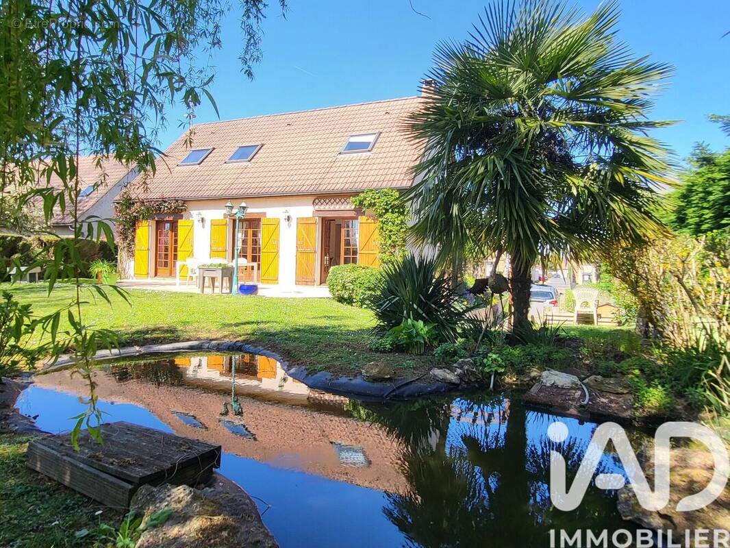 Photo 1 - Maison à VAUX-LE-PENIL