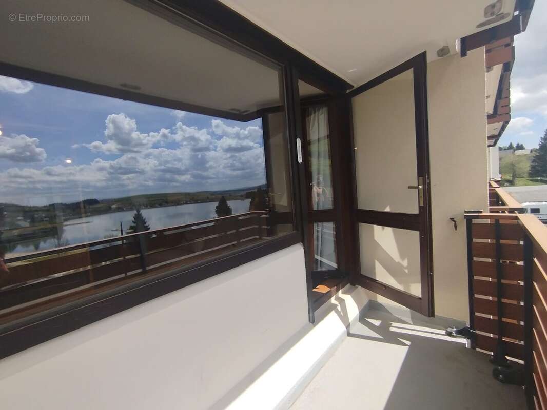 Appartement à BESSE-ET-SAINT-ANASTAISE