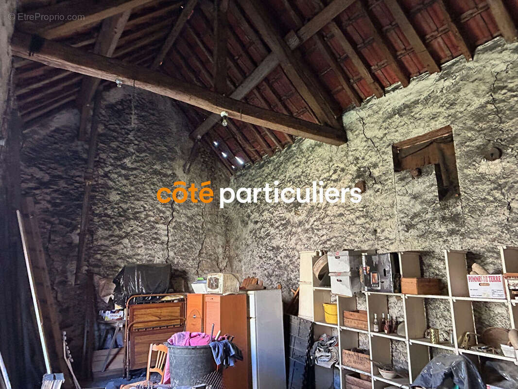 Appartement à VILLENEUVE-LE-ROI