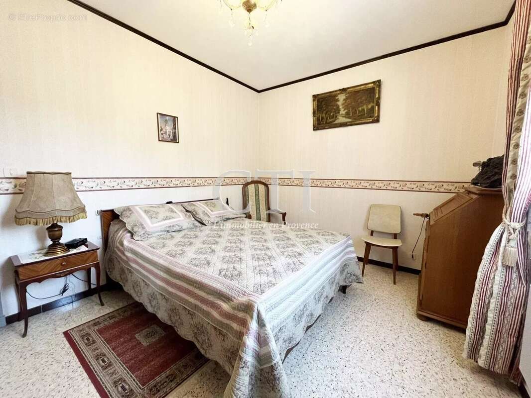 Maison à VAISON-LA-ROMAINE