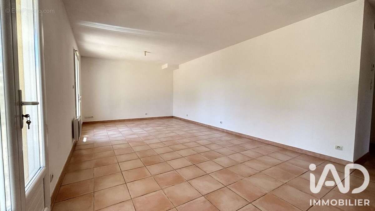Maison 84 m² à Pont-Saint-Esprit  - photo 6