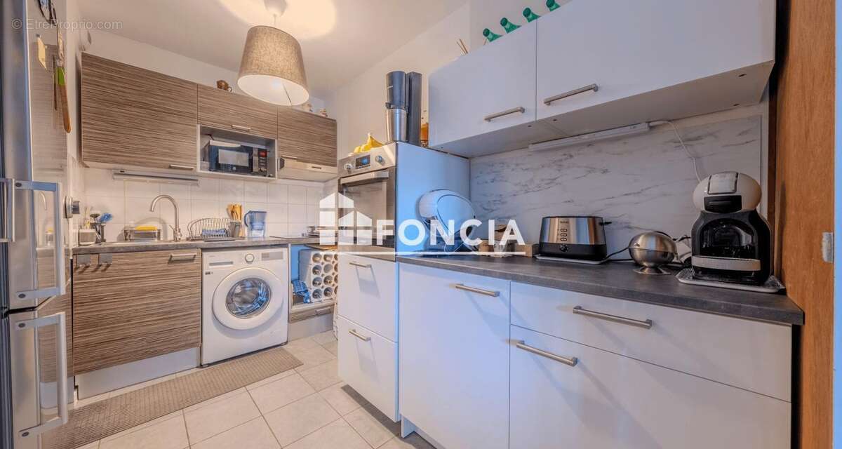 Appartement à YVRAC