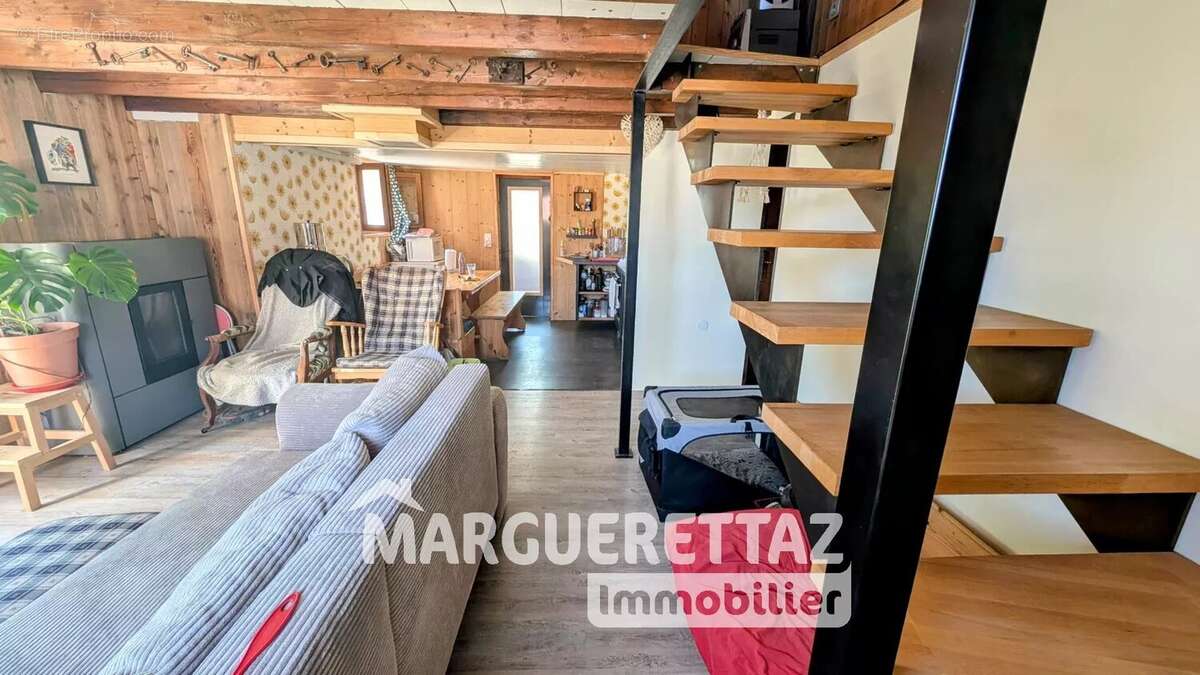 Maison à SAINT-JEAN-DE-THOLOME