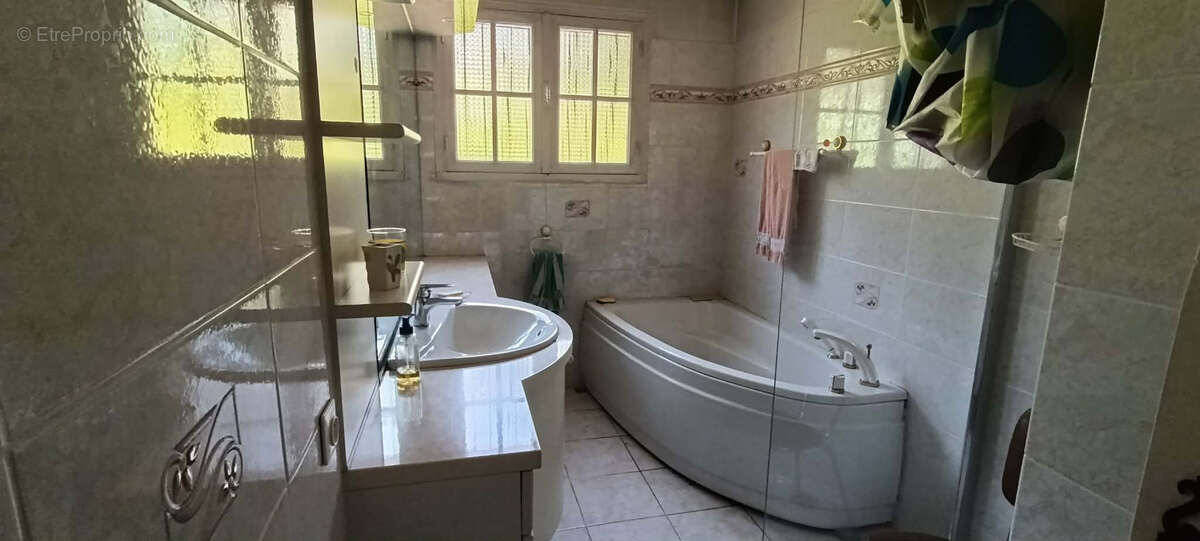 Charmante proprièté à Ganges de 207 m2 environ - photo 8
