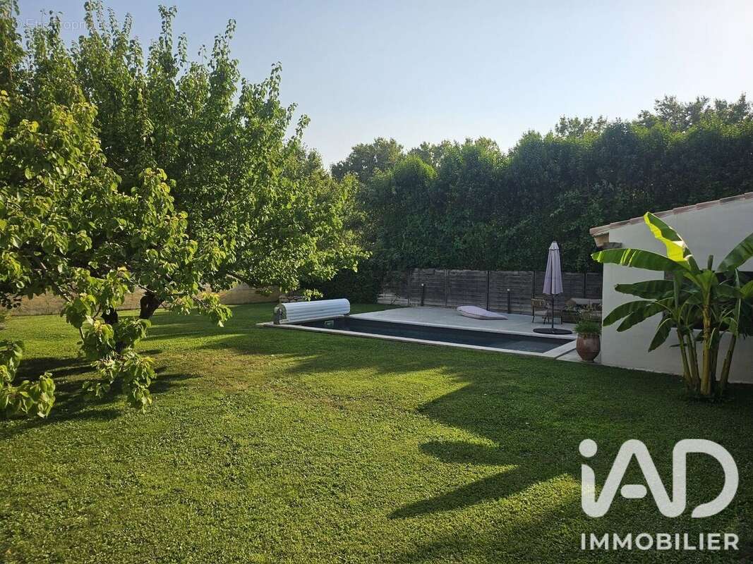 Maison 177 m² à Le Pontet  - photo 3