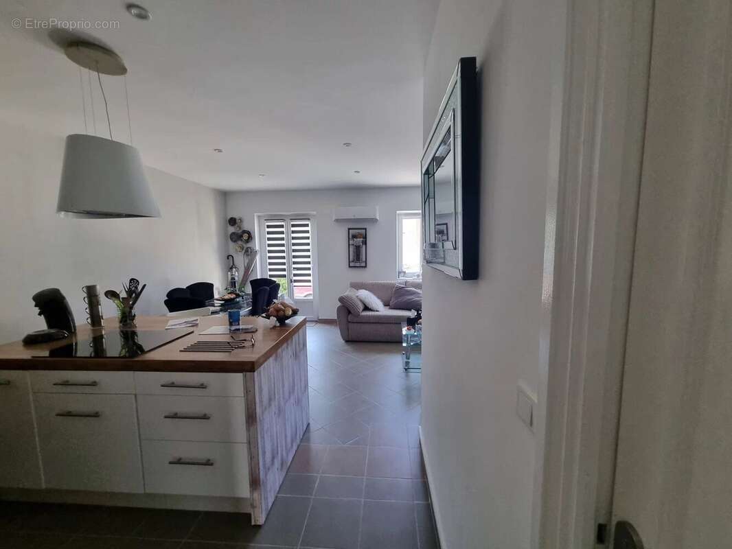 Appartement à GONFARON