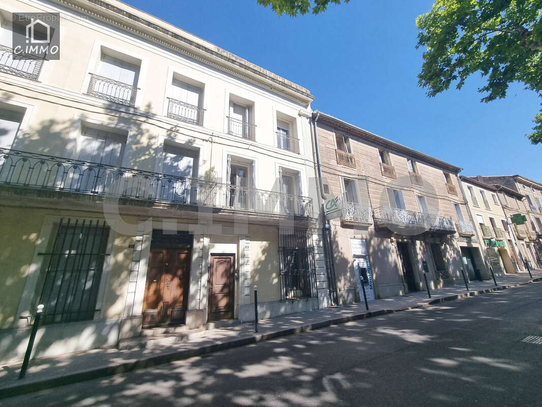 Maison à MONTAGNAC