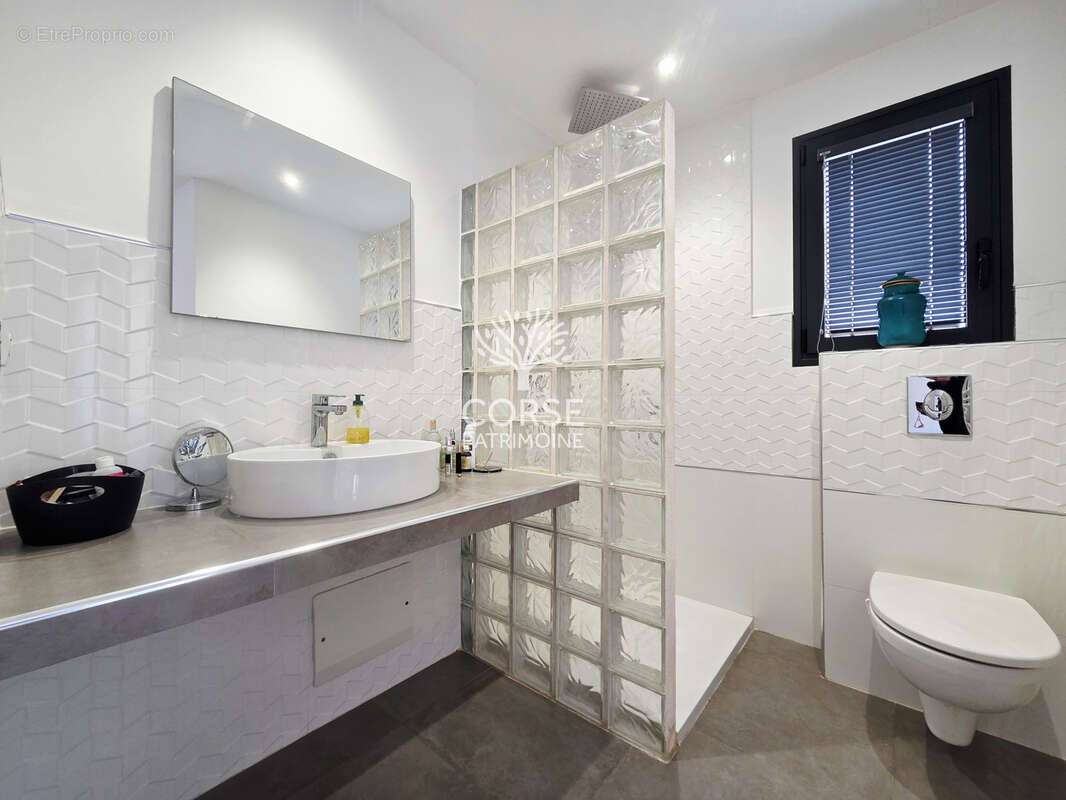 Maison à PORTO-VECCHIO