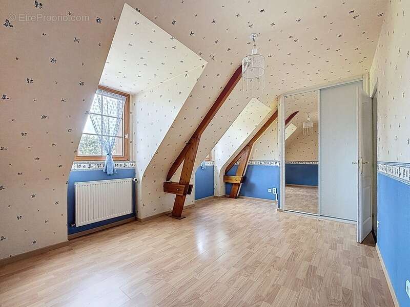 Maison à CERELLES