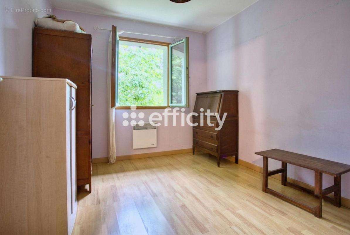Maison 93 m² à Biras  - photo 7
