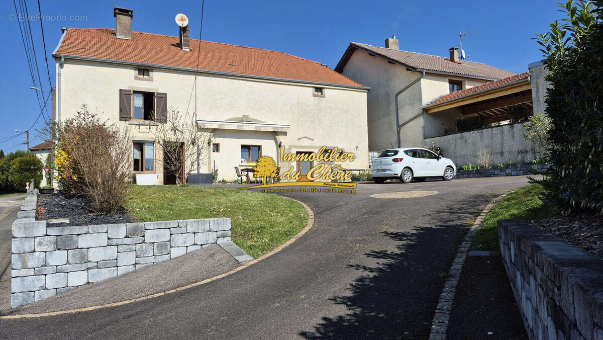 Maison à JASNEY