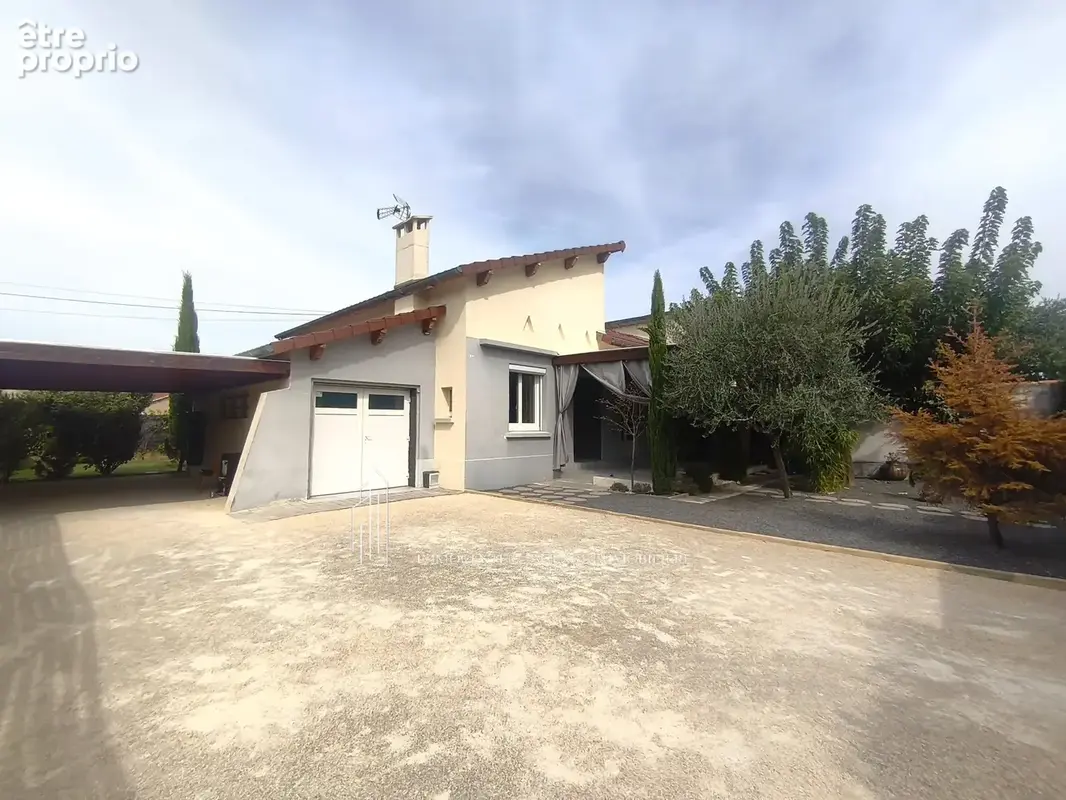 ROMANS-SUR-ISÈRE   Maison familiale avec terrain clos et arboré de 439 m2 - photo 19
