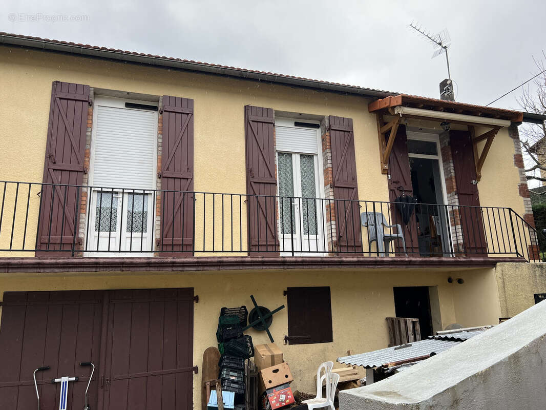 Appartement à FIRMI