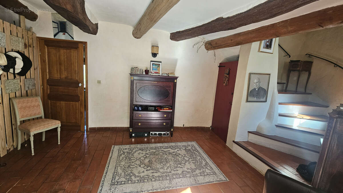Maison de village 170 m2  avec jardin - photo 5