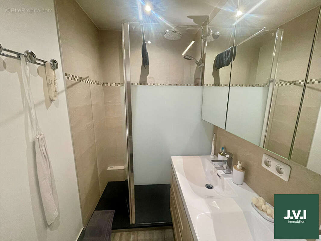 Maison à MONTMORENCY