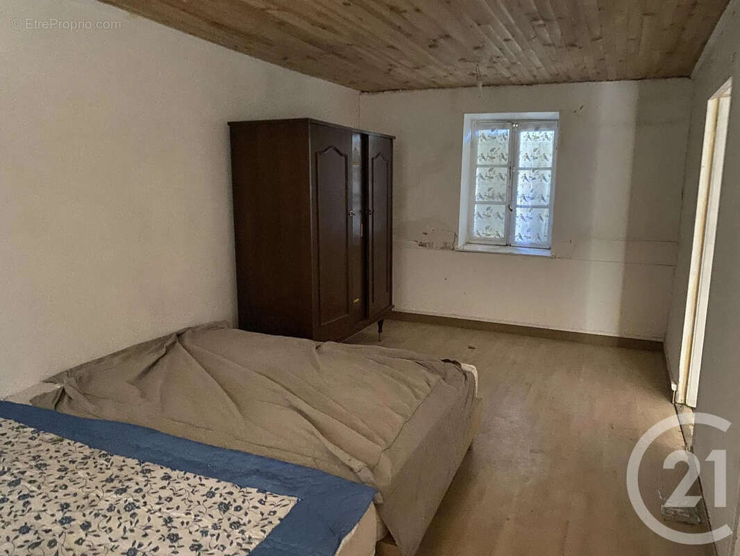 Maison 5 pièces 86 m² à vendre à Savigny-En-Revermont (71580) - photo 7