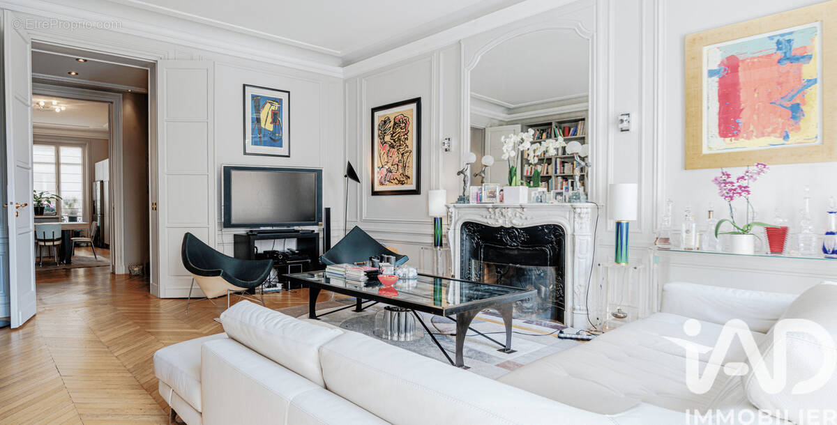 Photo 1 - Appartement à PARIS-16E