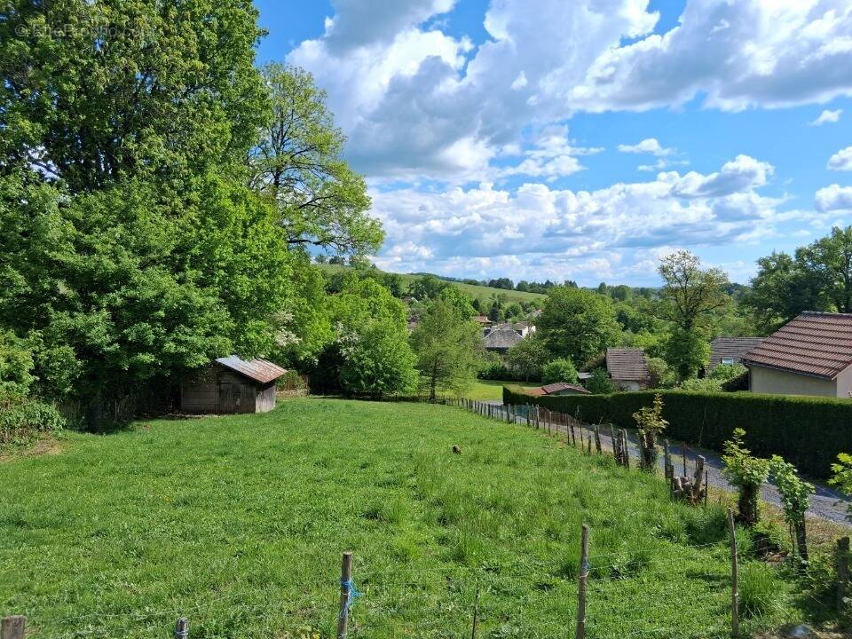 Photo Terrain à Reilhac au prix de 35 000€