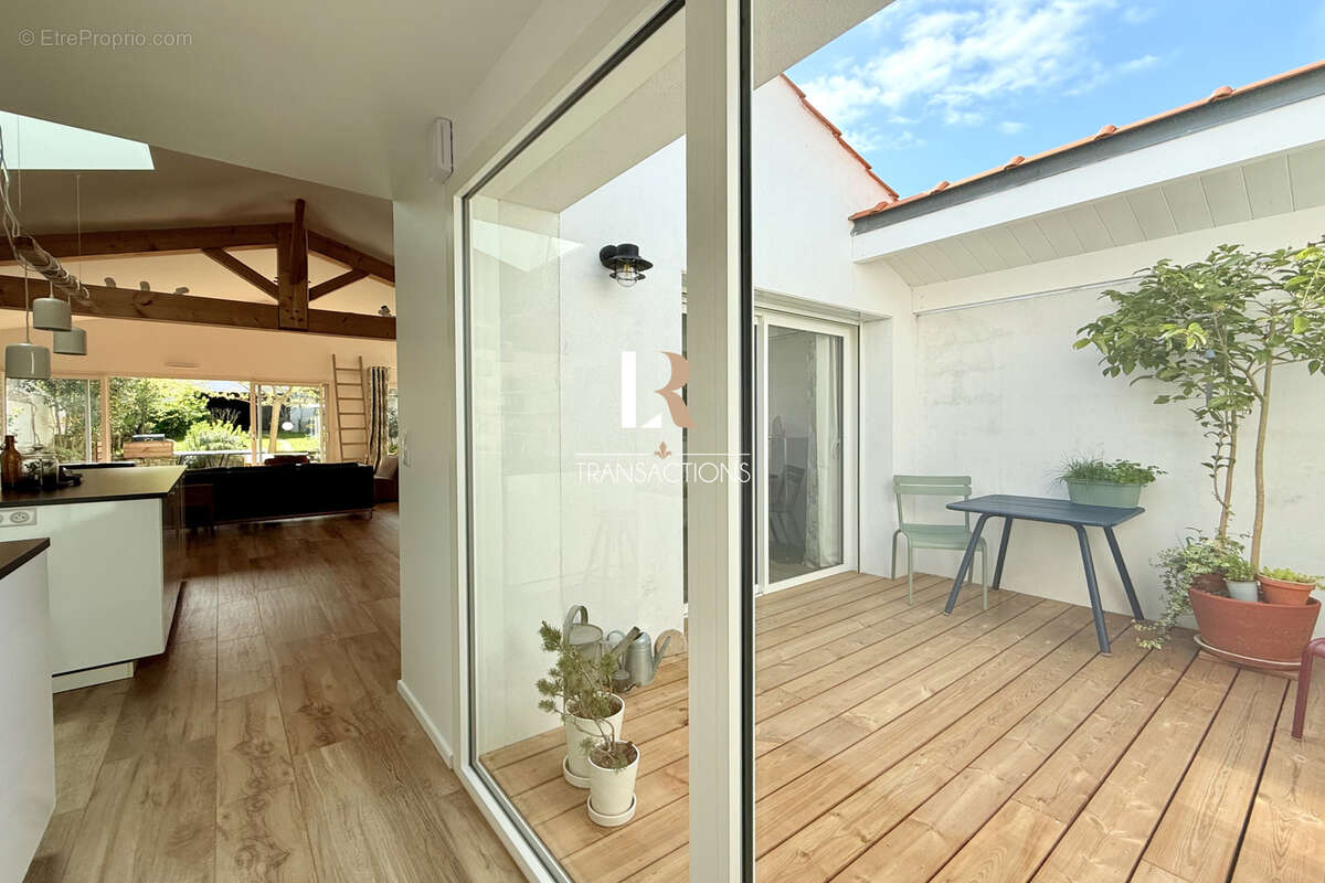 La Genette - Maison de Plain-pied avec quadruple garage - photo 17