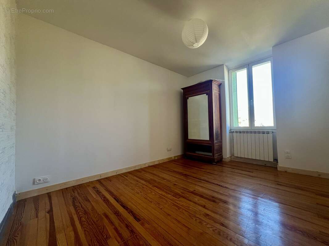 n°6 - Maison à LA MURE