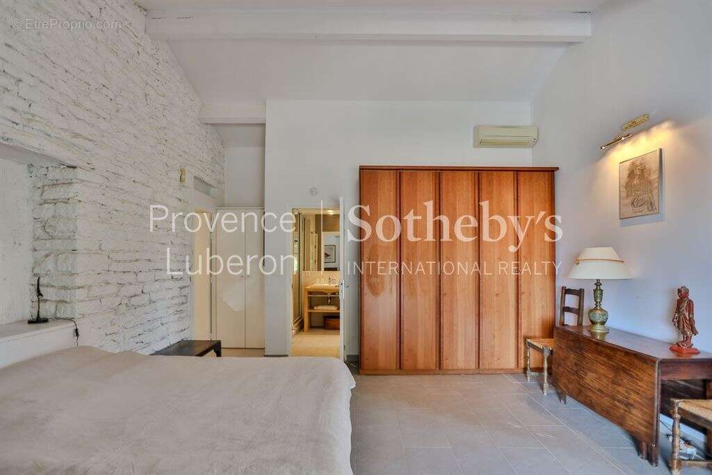 Maison et son annexe au cœur de Gordes - photo 11