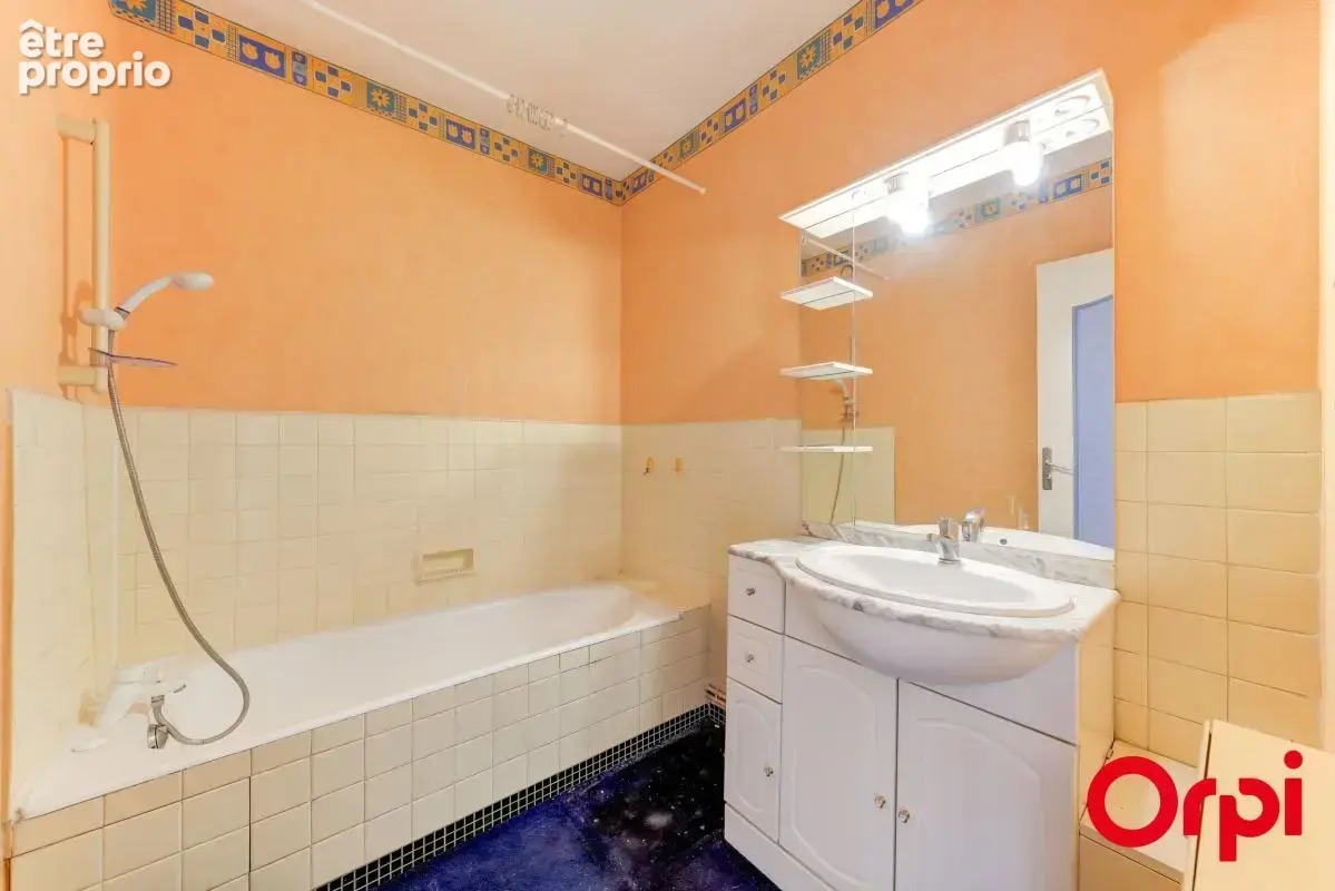 Appartement 4 pièces de 86,20 m2 avec balcon plein sud -Caluire -et-Cuire - photo 15