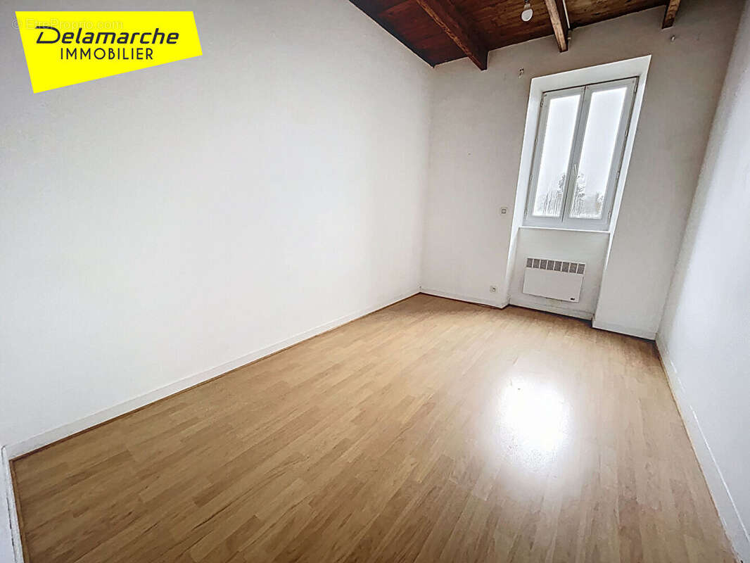 Maison à SAINT-SAUVEUR-LENDELIN