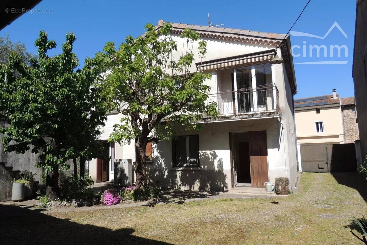 Maison à LABEGUDE