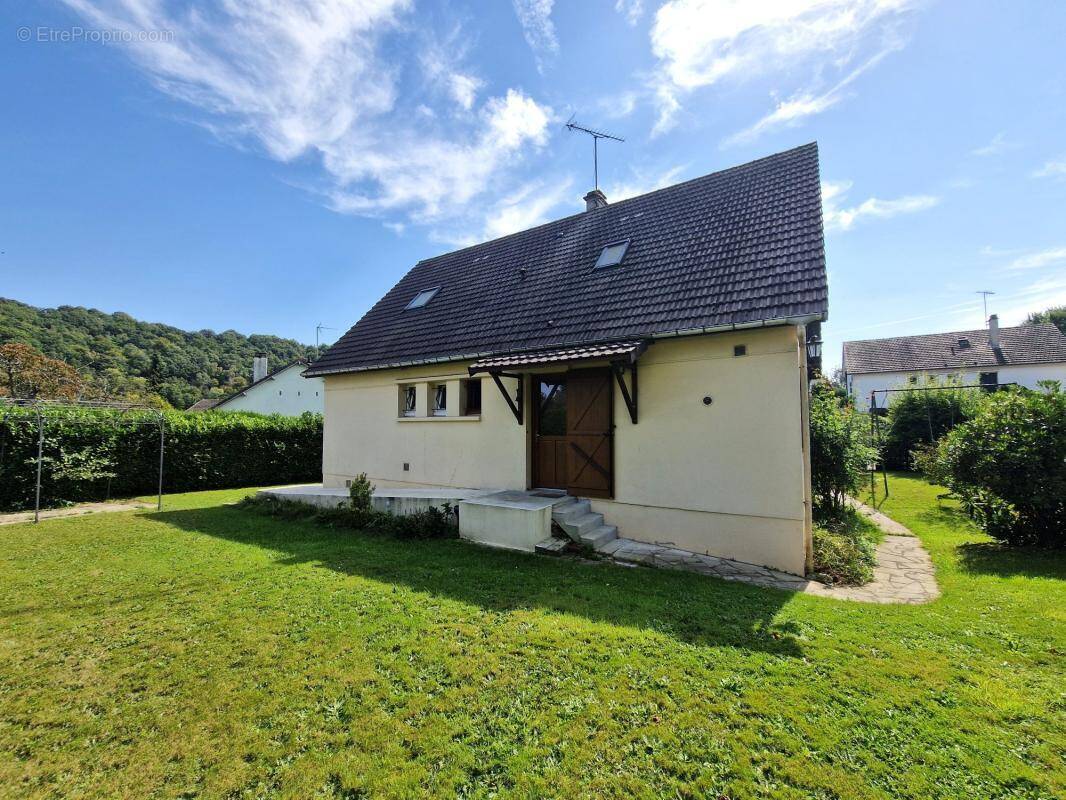 Maison à SAINT-MARTIN-DU-VIVIER