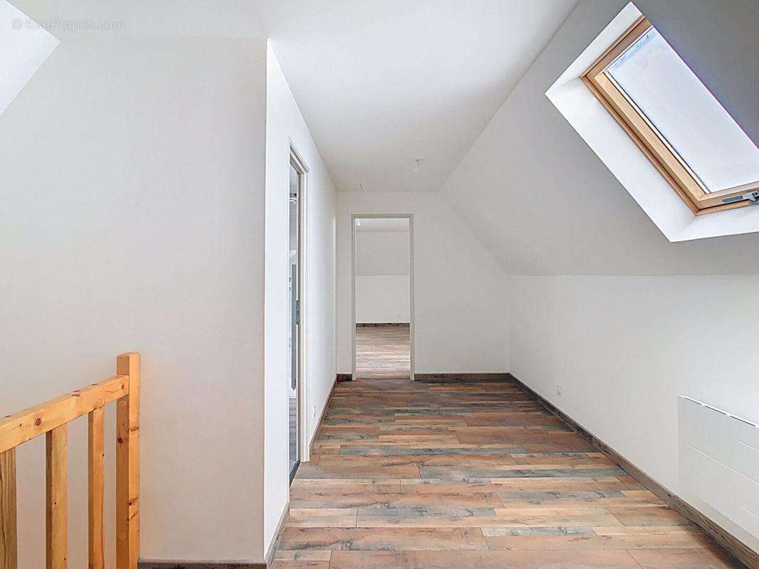 Maison récemment rénovée avec 3 chambres - photo 11