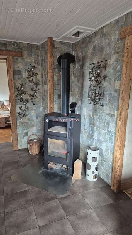 Maison à SAINT-JEAN-DE-THOLOME