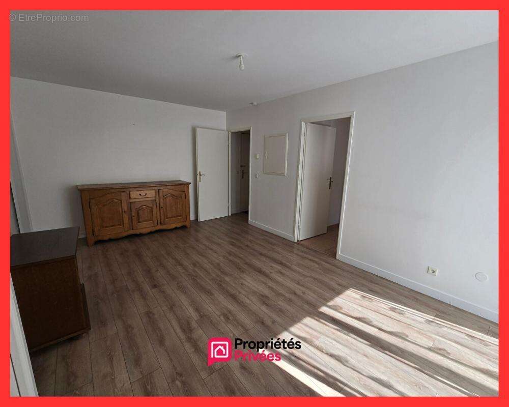 Appartement à LE BLANC-MESNIL