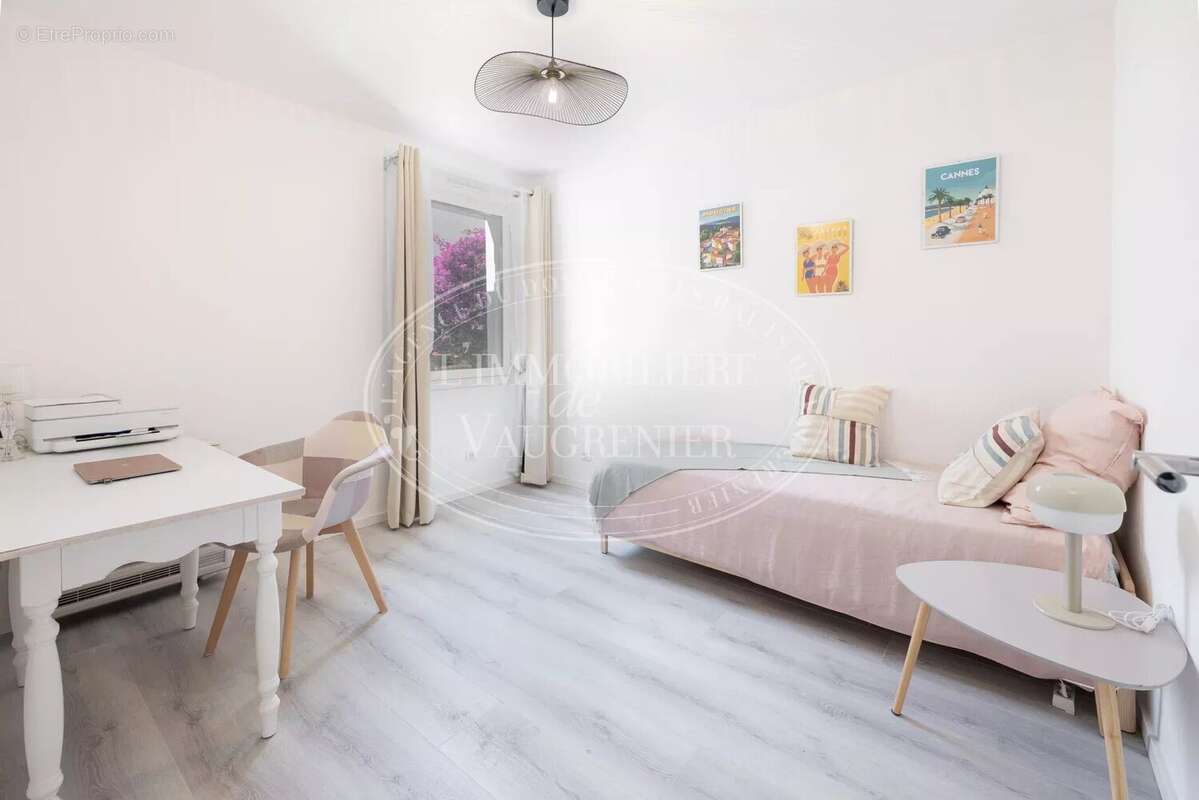 Vente hauts de vaugrenier villa 5 pièces 1 690 000.-€ - photo 10