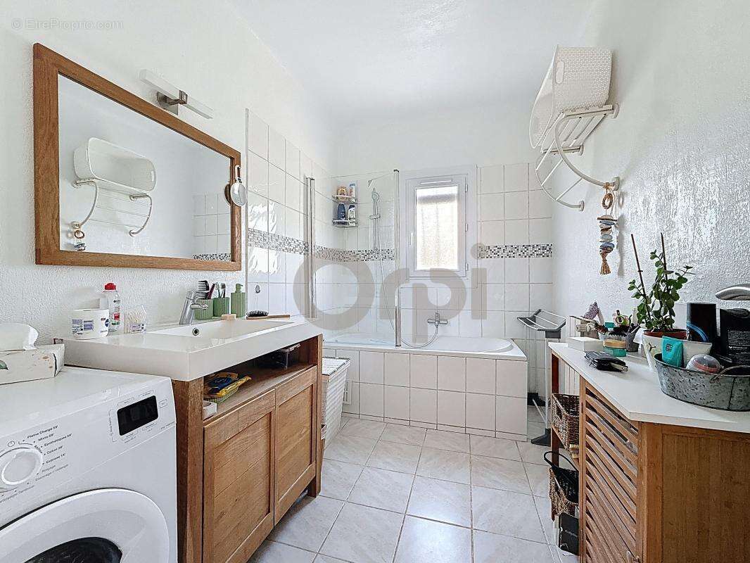 Rare à Saint-Aygulf : 2 appartements T4 sur 800 m² proche mer - photo 20