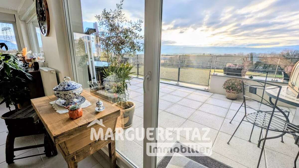 Appartement à CONTAMINE-SUR-ARVE