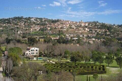 Maison 677 m² à Fayence  - photo 2