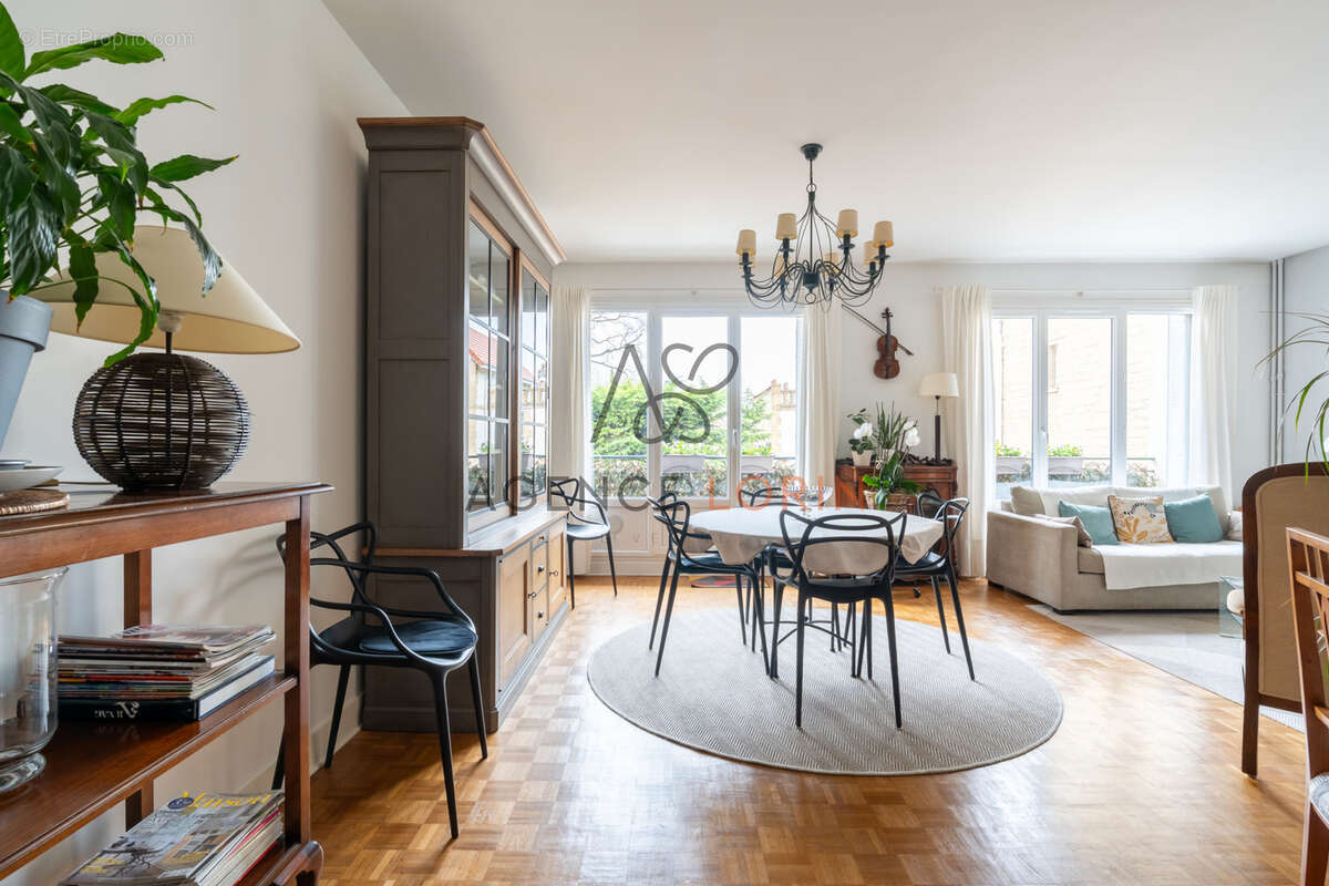 Appartement à LE VESINET