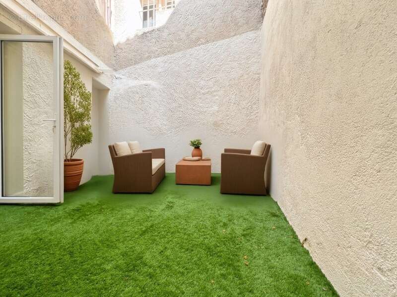 Maison à SAINT-CANNAT