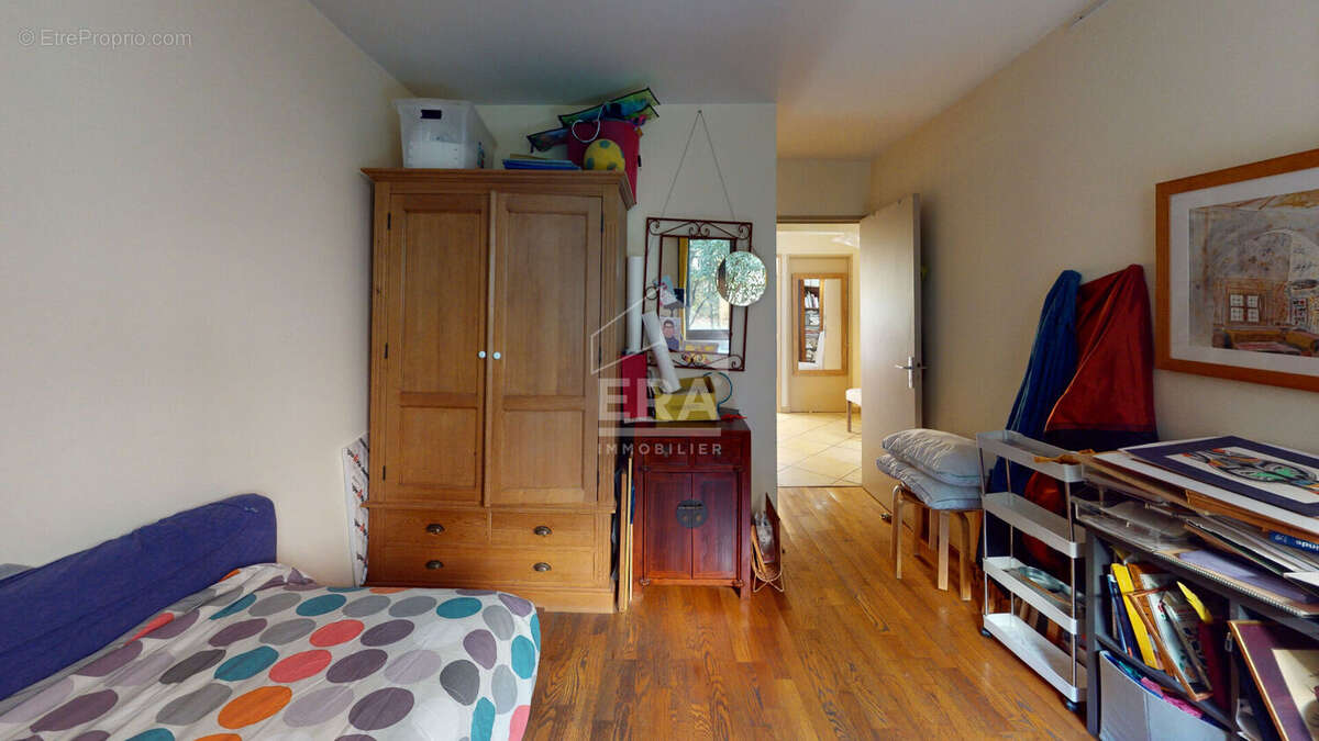 Appartement à PARIS-19E