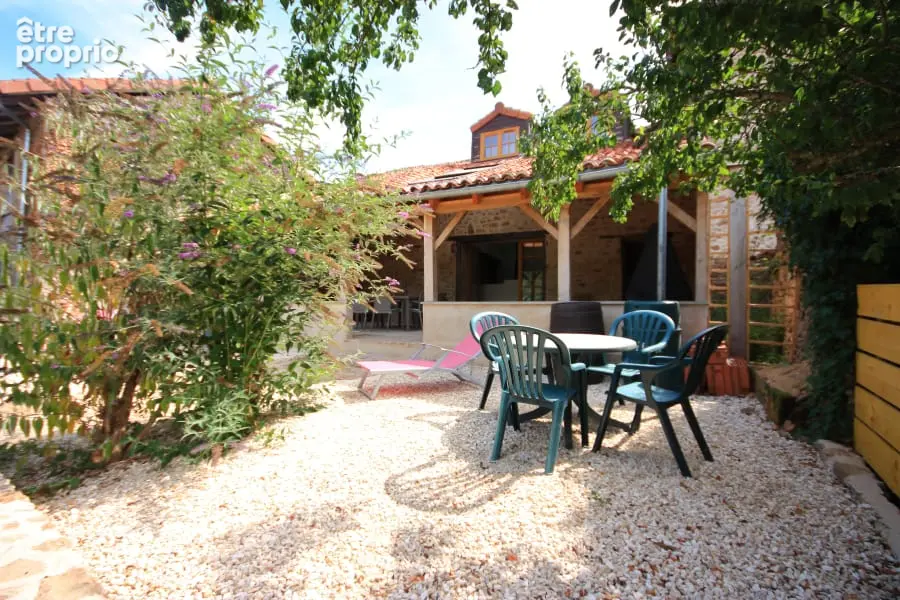 Superbe maison en pierre impeccable de 4 chambres avec grange et jardin dans un village populaire - photo 19