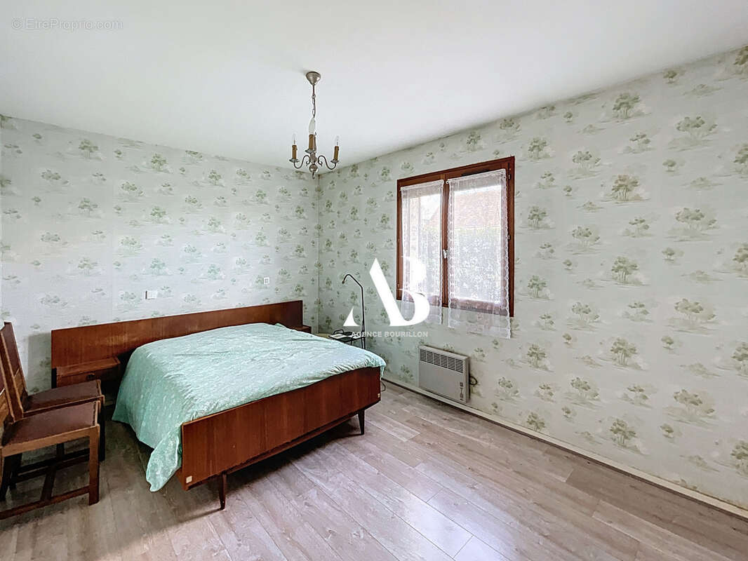 Maison à GRANDPUITS-BAILLY-CARROIS