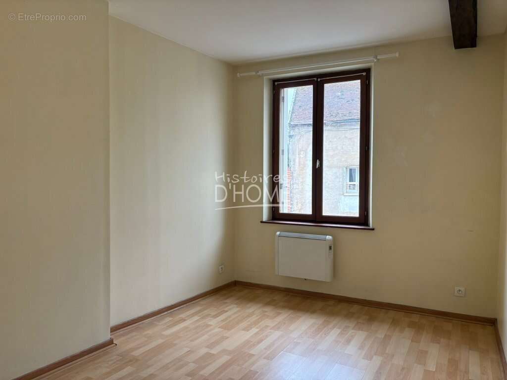 Maison à VIELS-MAISONS